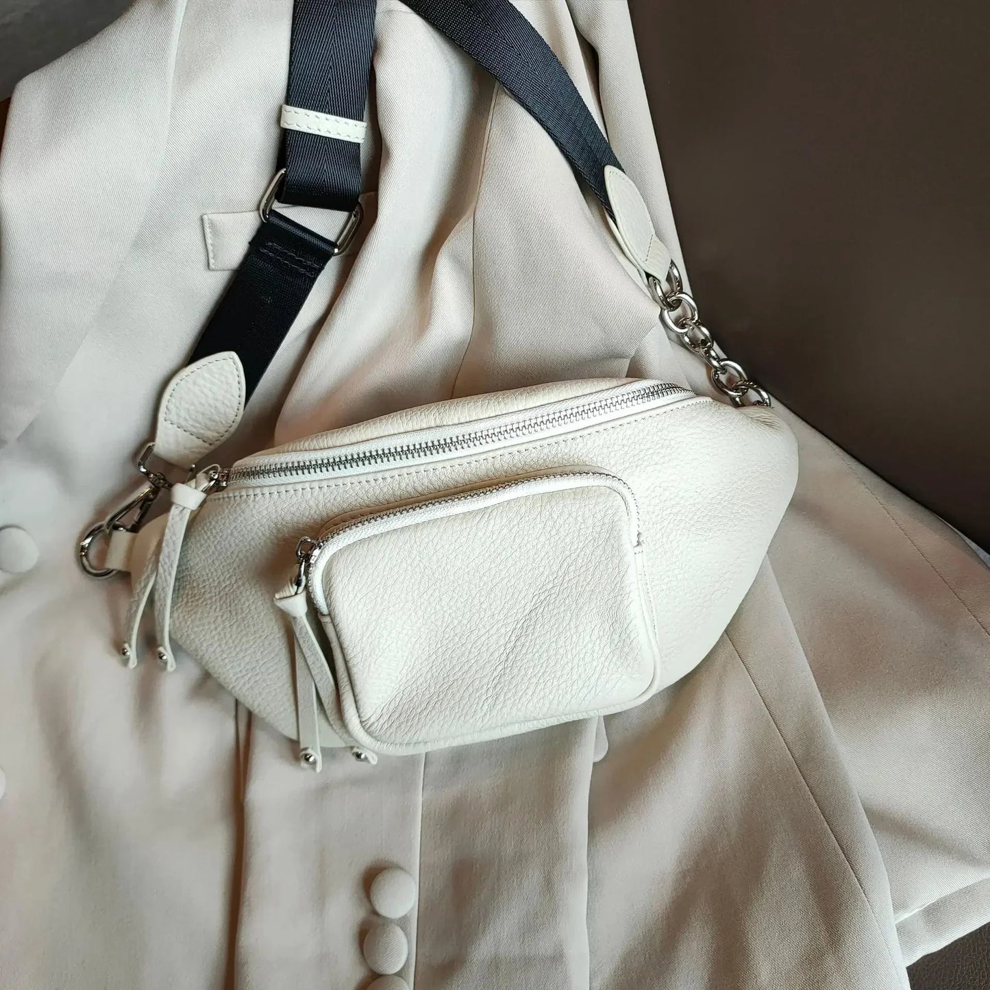 Sac Banane Femme Chic en Cuir Beige / 30x15x9cm / Cuir Sac Cuir