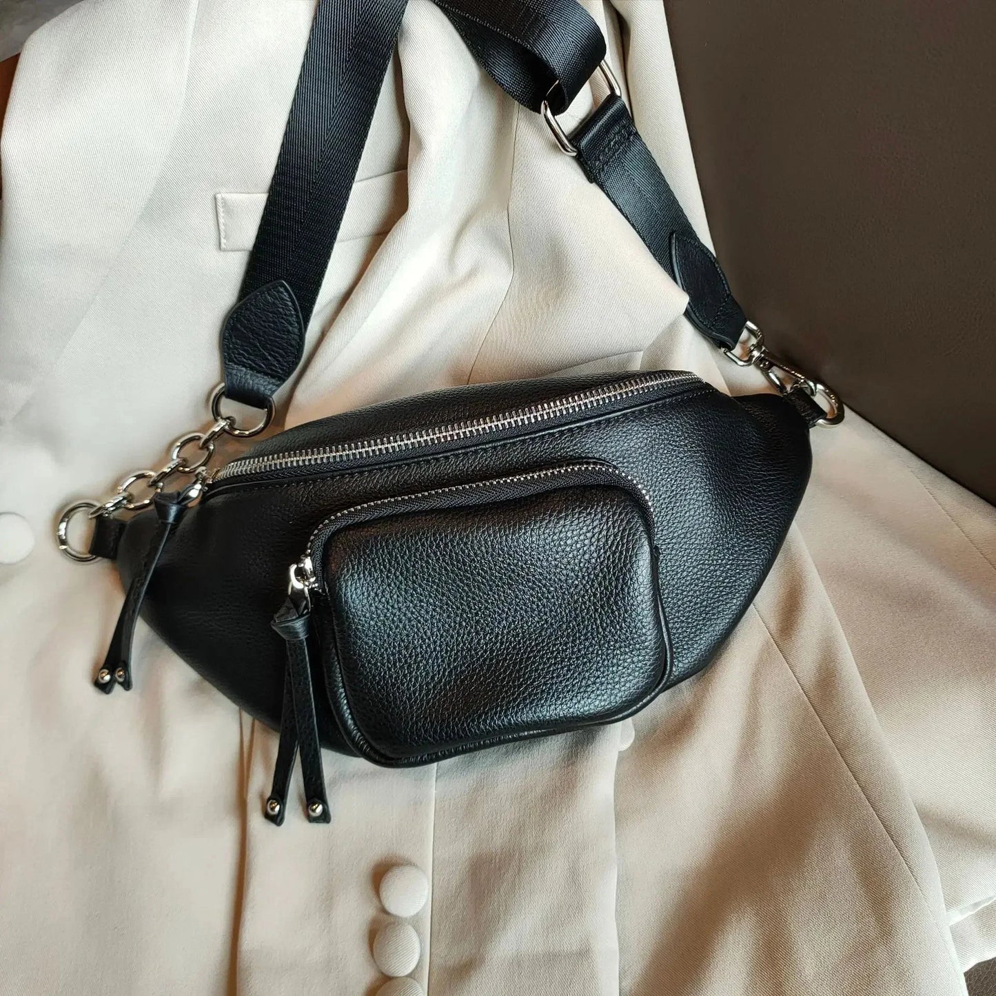 Sac Banane Femme Chic en Cuir Noir / 30x15x9cm / Cuir Sac Cuir