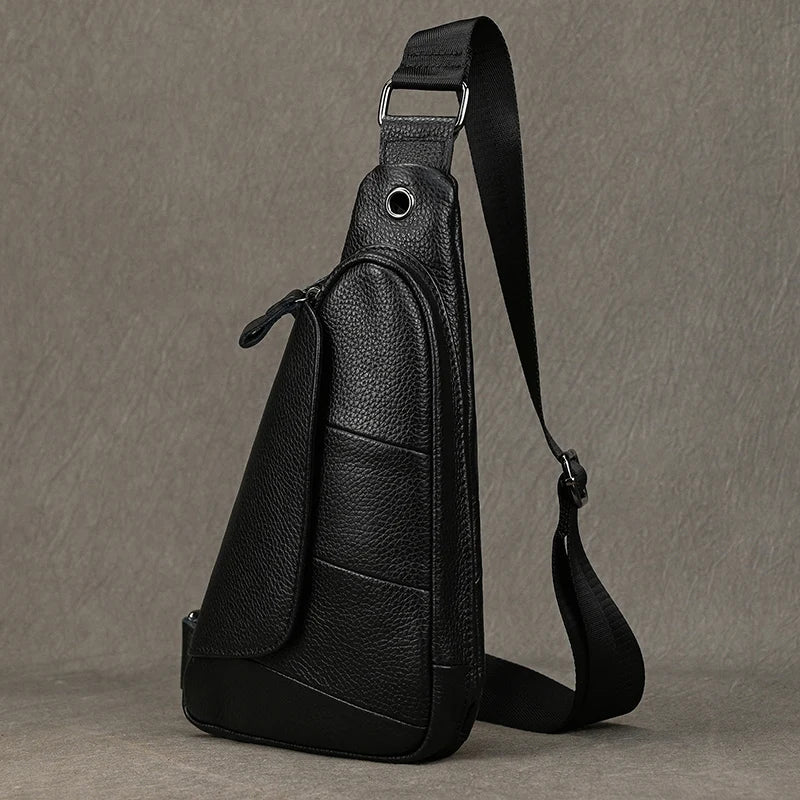 Sac Poitrine Homme en Cuir — Valentin
