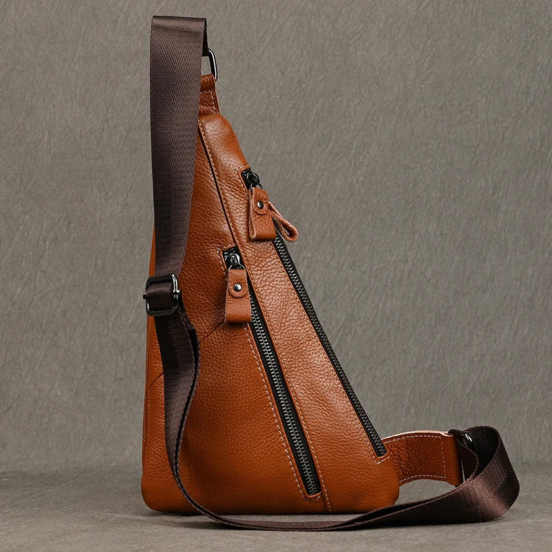 Sac Poitrine Homme en Cuir — Valentin