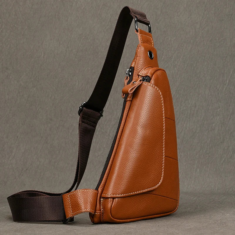 Sac Poitrine Homme en Cuir — Valentin