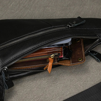 Sac Poitrine Homme en Cuir — Valentin