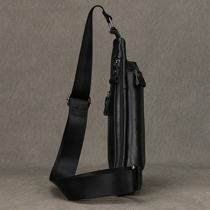 Sac Poitrine Homme en Cuir — Valentin