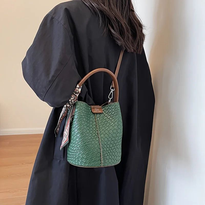 Sac Cuir Seau Esme | Élégance Tressée & Style en Tendance Sac Cuir Femme